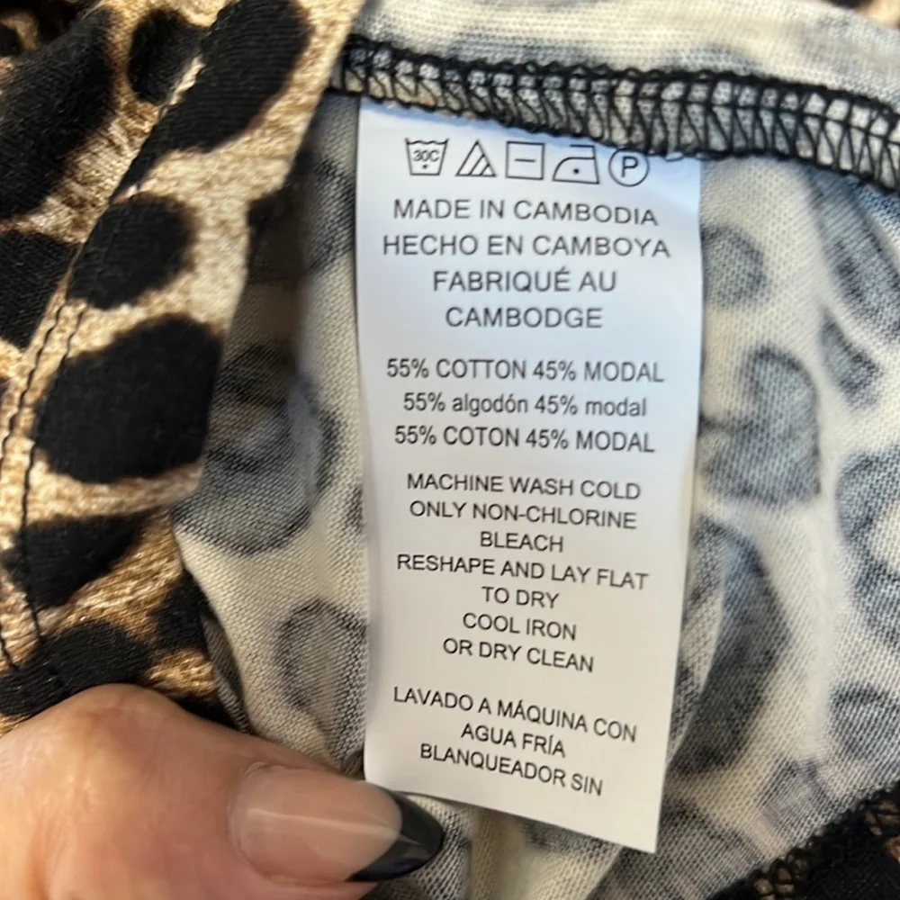 Nwt Michael Kors leopard print gathered round neck top with ruffled sleeves M